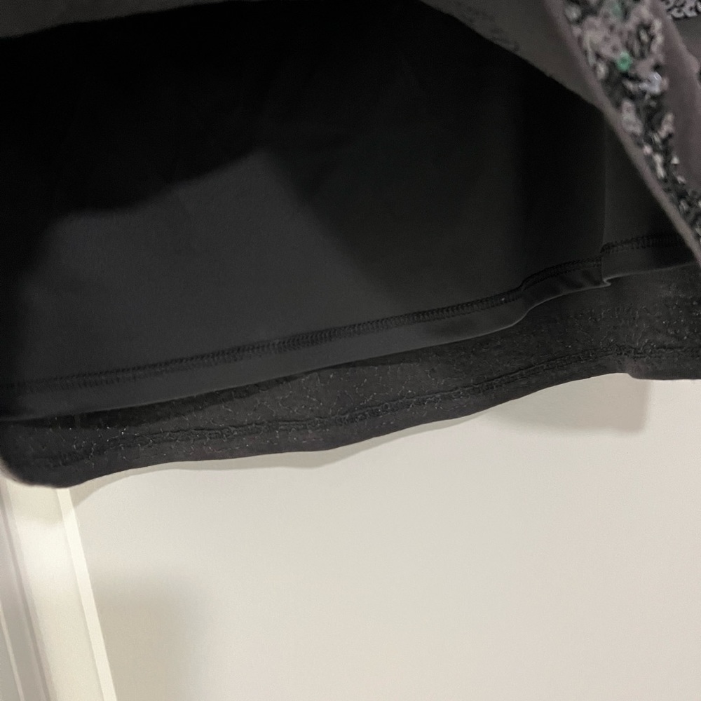 Express Mini Skirt🖤 - Picture 3 of 4